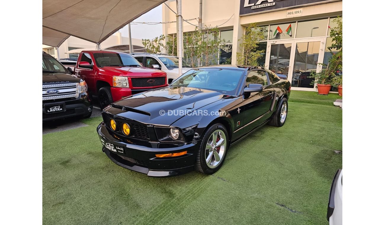 فورد موستانج خليجى  GT موديل 2007 كوبيه شاشة اندرويد كاميرا خلفية حساسات مثبت سرعة تحكم بحالة ممتازة