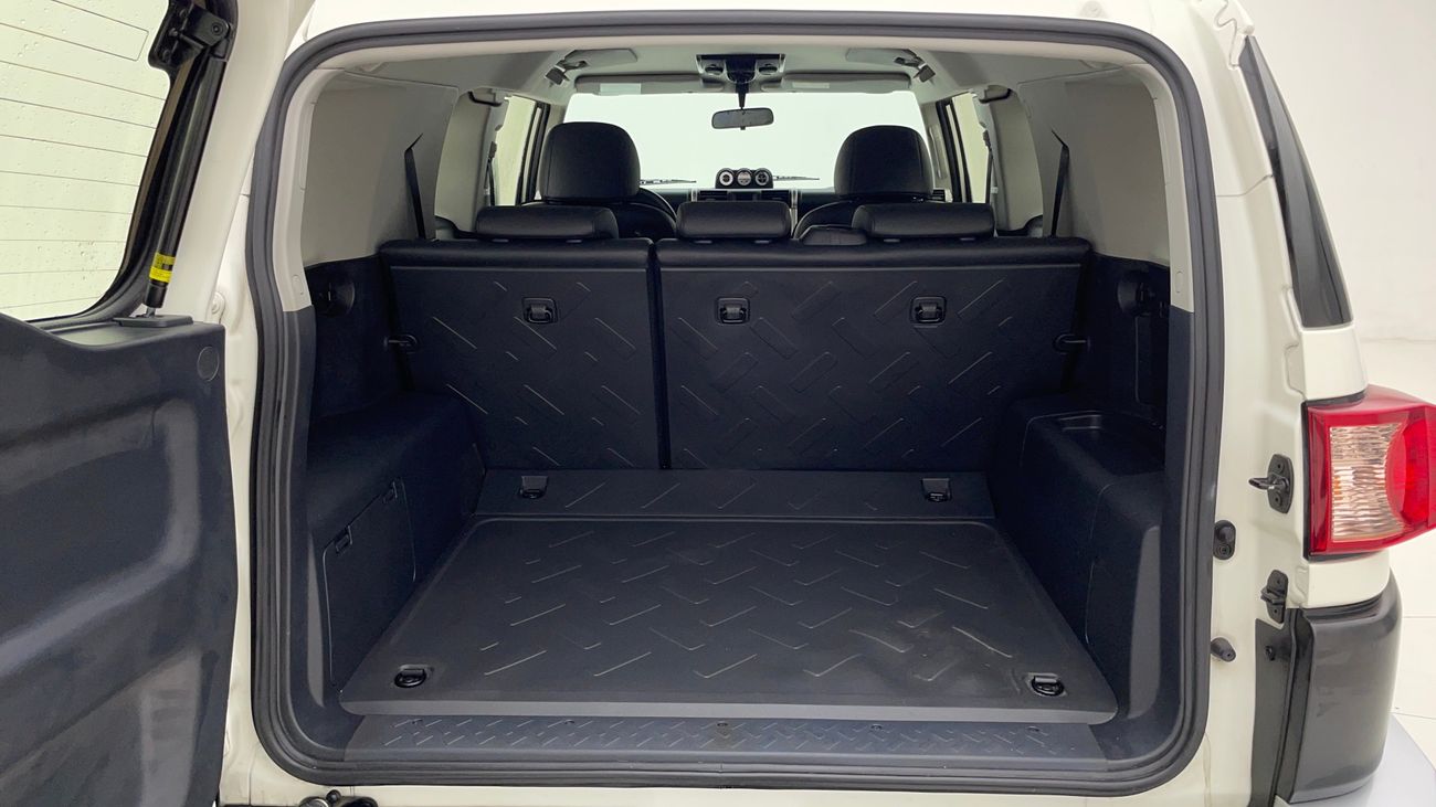 Toyota FJ Cruiser GXR 4 | Zero Down Payment | Home Test Drive