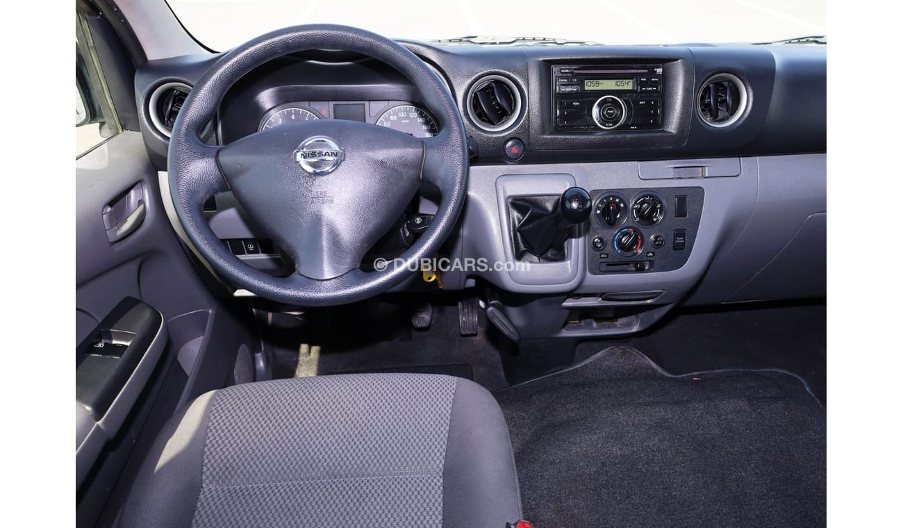 نيسان أورفان NV350 | 13 Seater Passenger Van | Excellent Condition | GCC