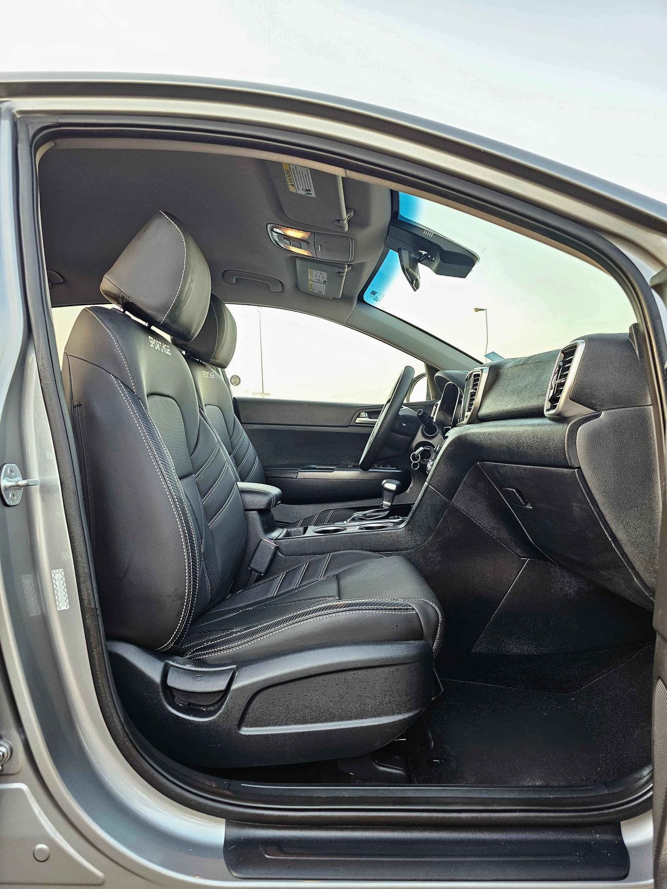 كيا سبورتيج LX AWD/ LEATHER/ DVD CAMERA/ ORG AIRBAG/ LOW MILEAGE/ 682 Monthly/ LOT# 38338