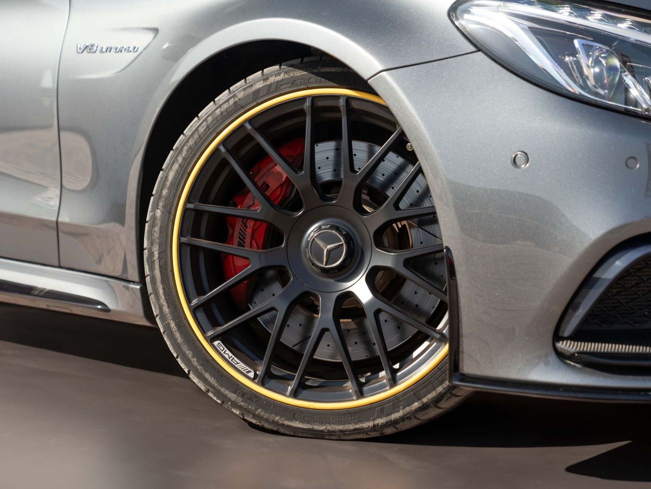 Mercedes Benz C63 AMG S Mercedes-Benz C-Class 63 AMG 2017 GCC specs