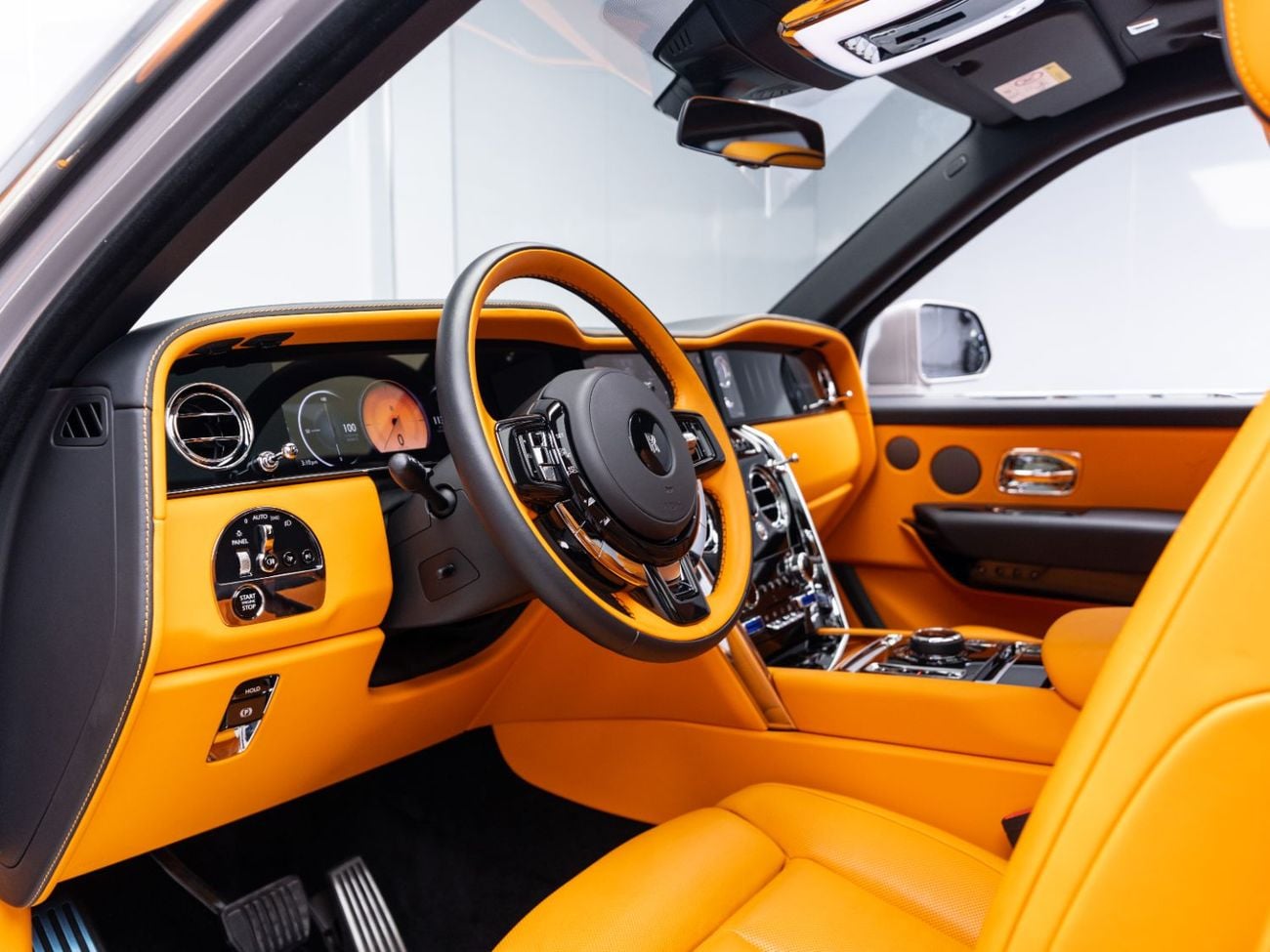 Rolls Royce Cullinan STD BUY NOW, PAY 2027 | THE BLACKLINE STANDARD | 2028 Rolls Royce Warranty + Service Contract