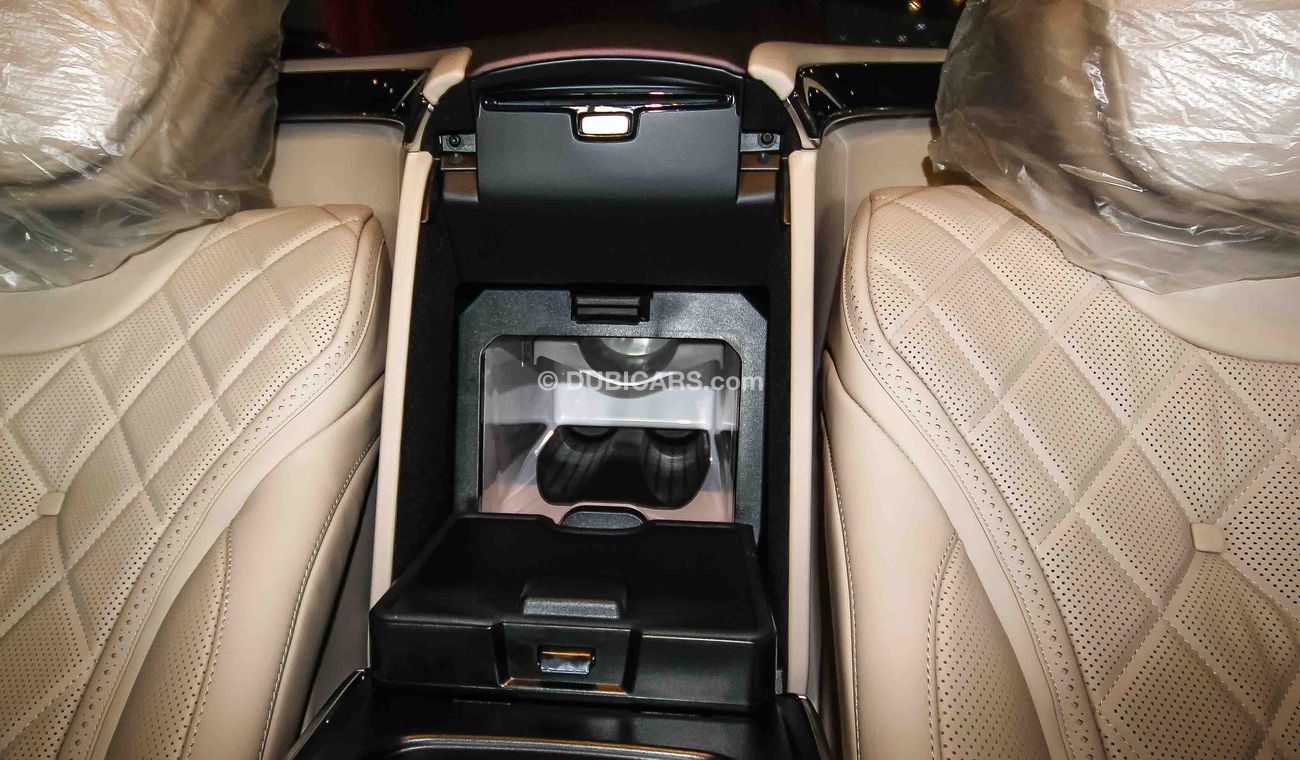 مرسيدس بنز S 560 Maybach