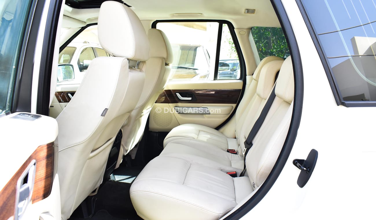 لاند روفر رينج روفر سبورت خليجى موديل 2009 فتحة جلد رنجات حساسات مثبت سرعة تحكم بحالة ممتازة