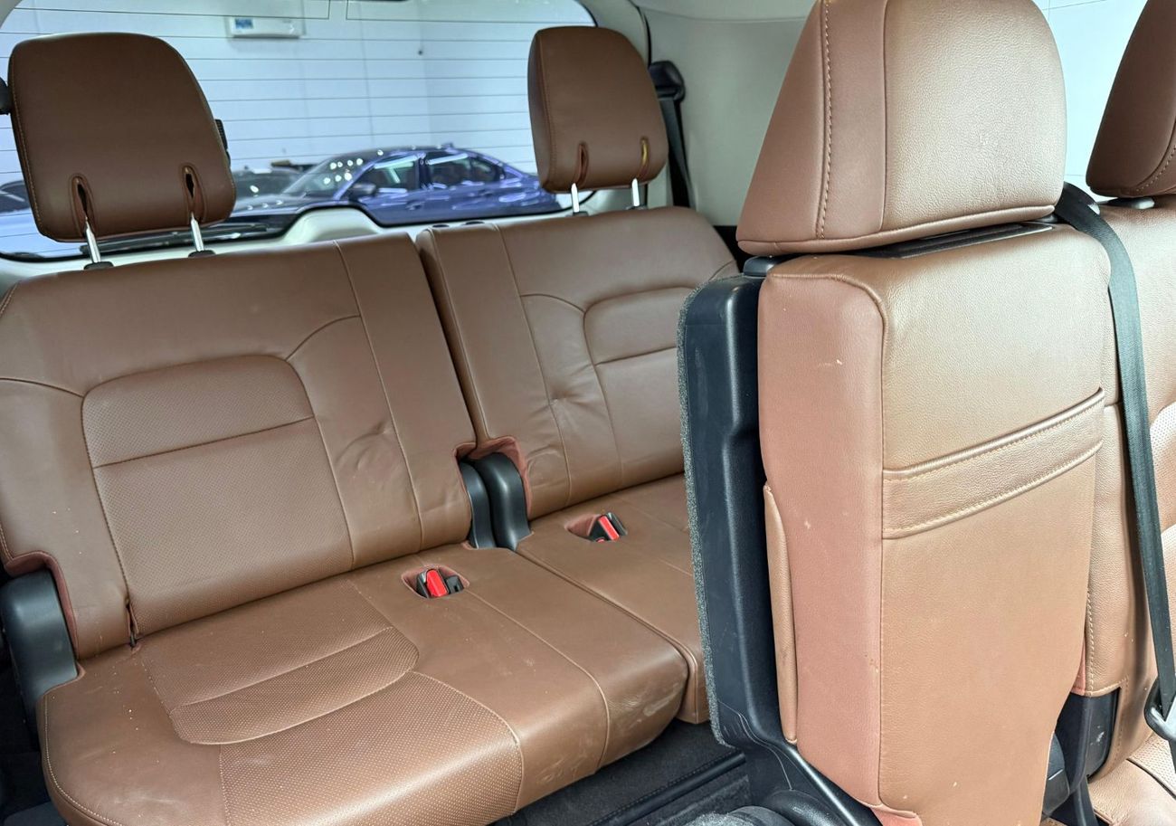 تويوتا لاند كروزر 2021 Toyota Land Cruiser VX-E V8, 1 Year Unlimited KM Warranty, Full Toyota Service History, GCC