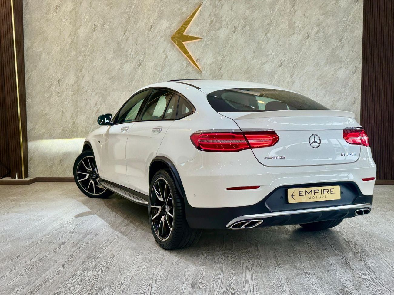 Mercedes-Benz GLC 43 AMG Coupe 3.0L (362 HP) MERCEDES GLC43 AMG Coupe II 2017 II FULL LOADED