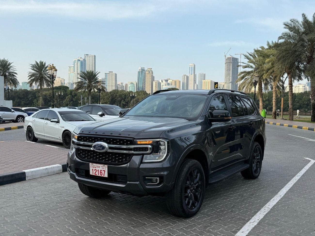 Ford Everest Sport 2.L Bi-Turbo Right Hand Drive