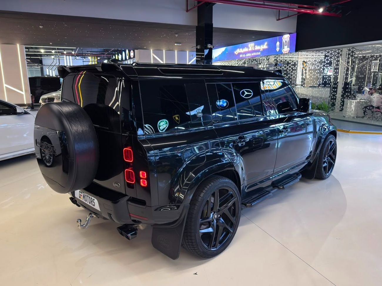 Land Rover Defender 110 HSE P400 2023 Defender P400 HSE | Original Urban Widetrack Kit | Low Mileage