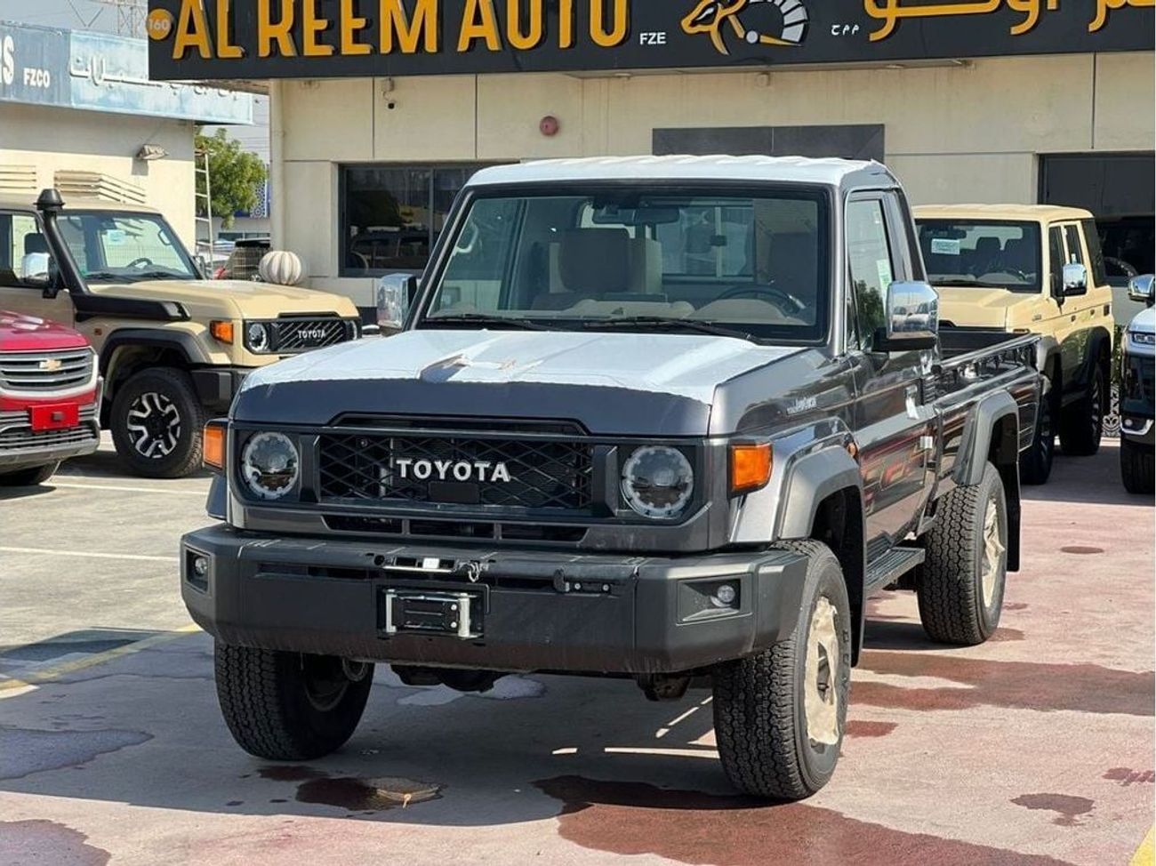 تويوتا لاند كروزر بيك آب TOYOTA LAND CRUISER (70 SERIES) (GRJ79) 4.0L Pick-up 4WD