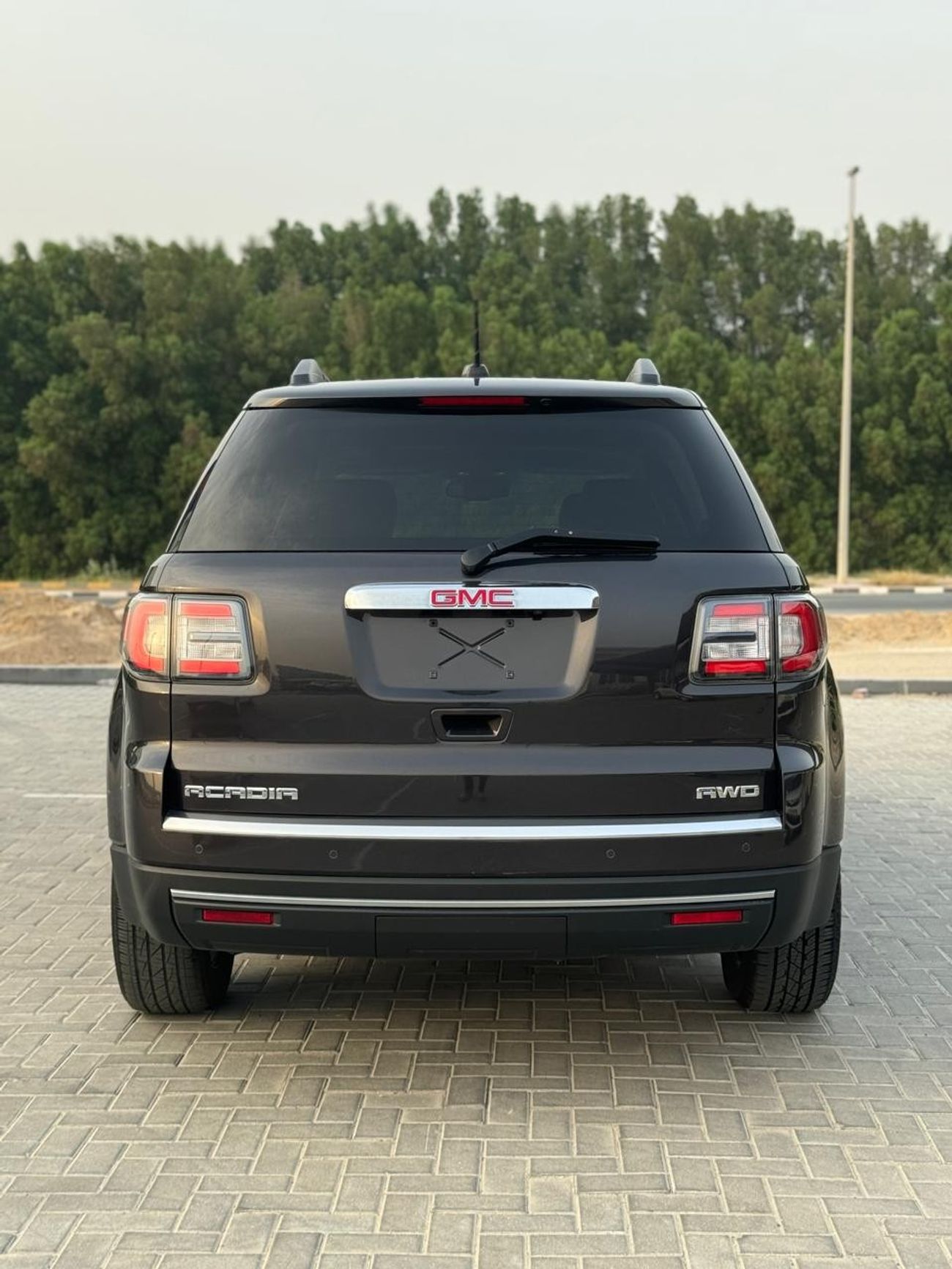 GMC Acadia SLT GMC ACADIA 2016 MODEL GCC