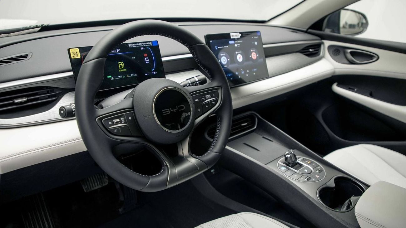 BYD Seal 05 DM-i 1.5L Petrol Engine + Electric Motor (DM-i Plug-in Hybrid) | 4 Door | 5 Seater