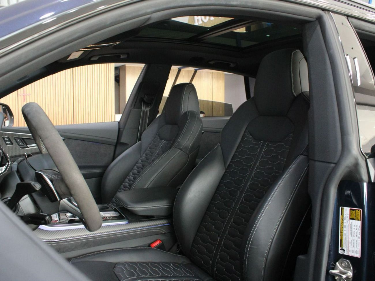 أودي RSQ8 TFSI quattro 4.0L