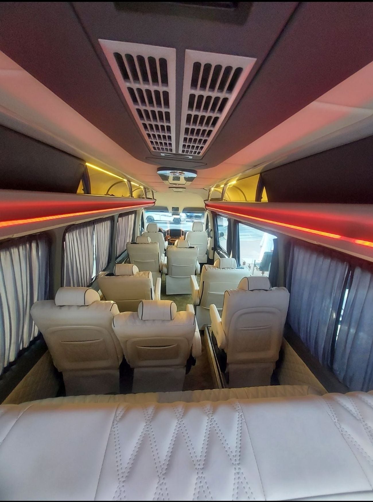 مرسيدس بنز سبرينتر 