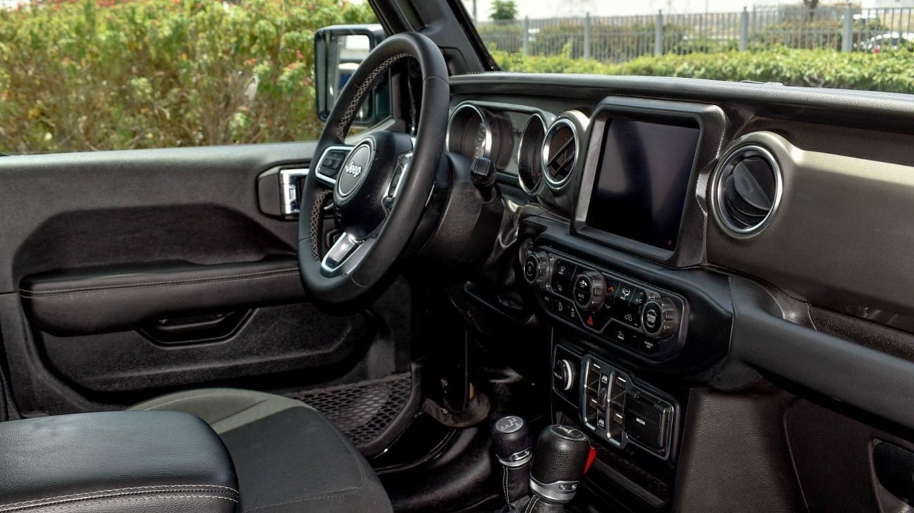 Jeep Wrangler Sahara