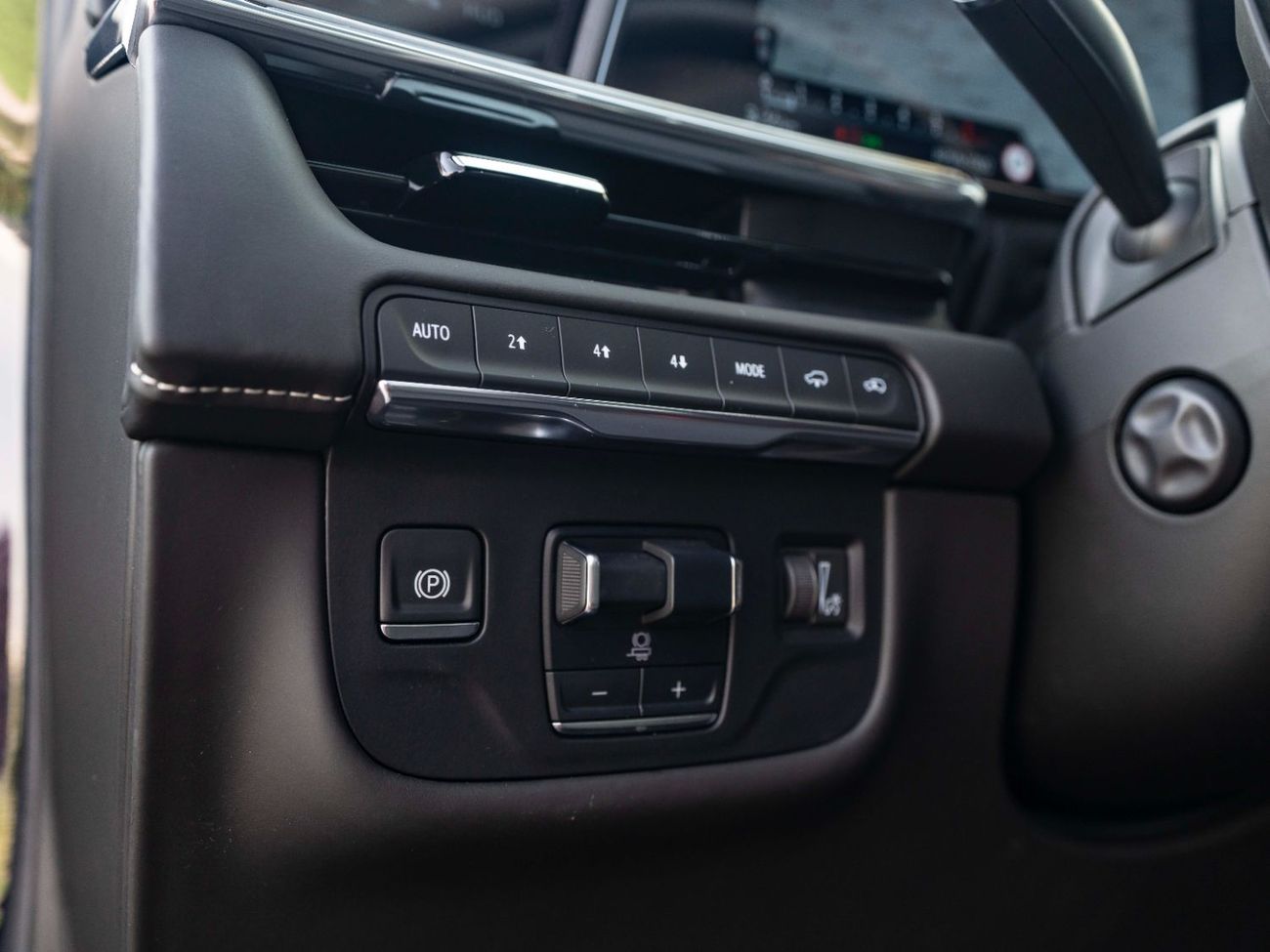 كاديلاك إسكالاد Sport Platinum 6.2L AWD