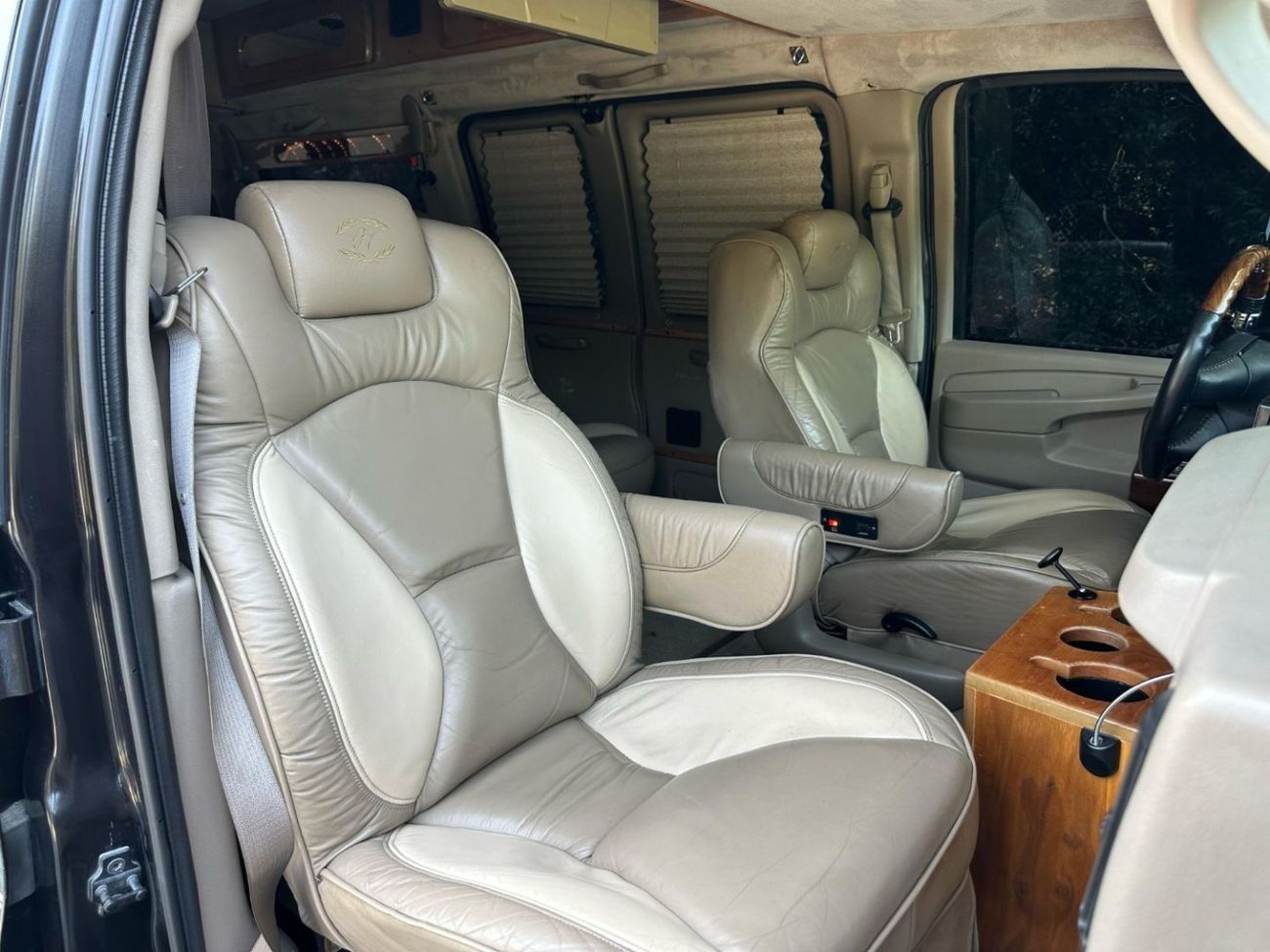 Chevrolet Express CHEVROLET EXPRESS CLASSIC 2003 US VIP SEATS // LOW MILEAGE // PERFECT CONDITION