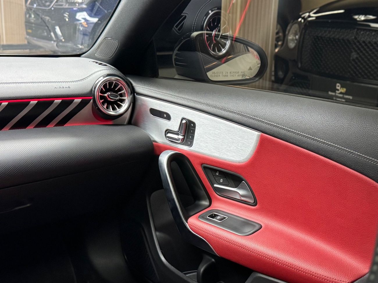 مرسيدس بنز CLA 35 AMG Premium + 2.0L