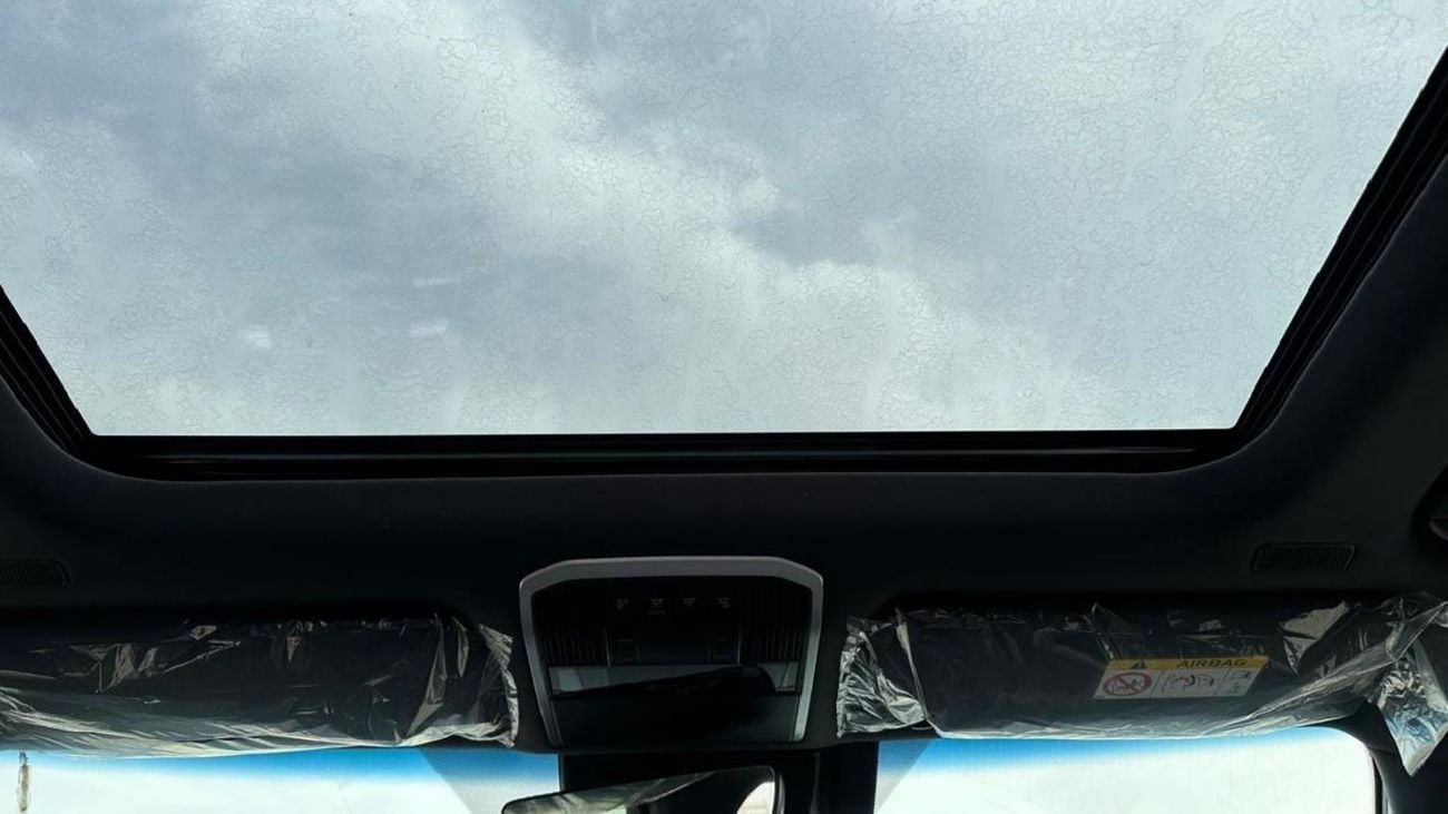 Toyota Land Cruiser 3.3L V6 Twin-Turbo Diesel VX-R ZX HIGH . 7 Seater . 5 Door