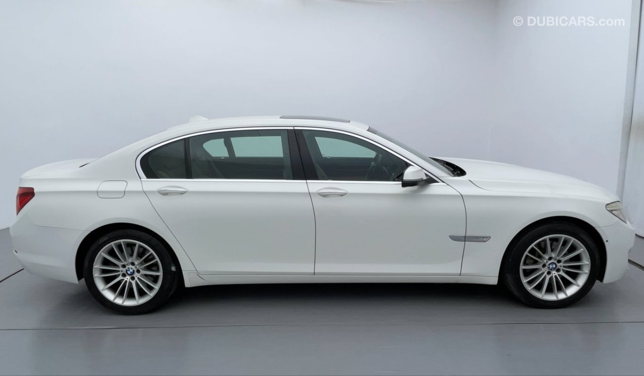 بي أم دبليو 730Li EXCLUSIVE 3 | +مع الضمان | كمان تم فحص ١٥٠
