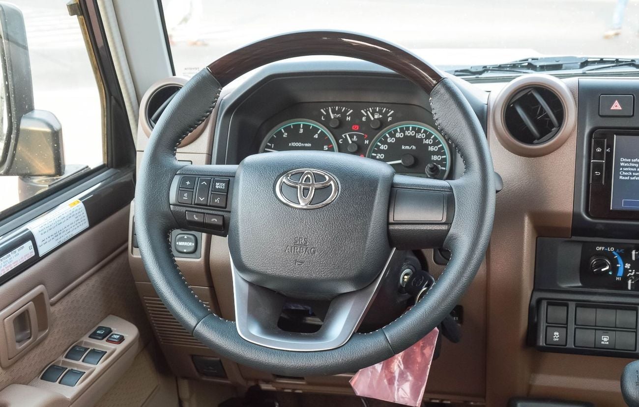 Toyota Land Cruiser 70 TOYOTA LAND CRUISER 76 4.5L 4WD MT 5DOOR SUV 2024
