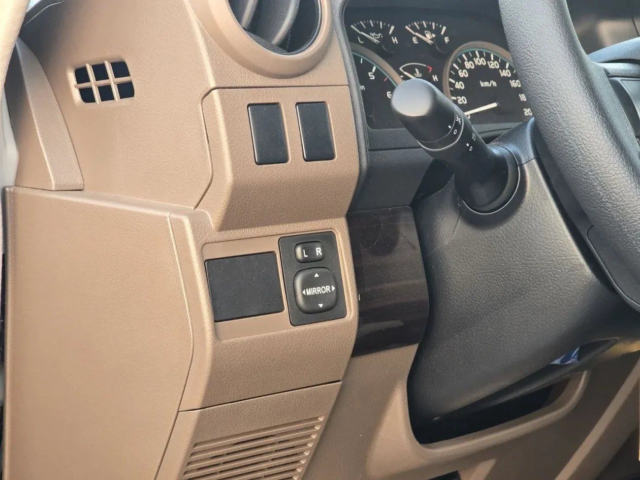 Toyota Land Cruiser Pick Up TOYOTA LAND CRUISER PICK 4.0L PETROL DOUBLE CAB A/T MY 2025