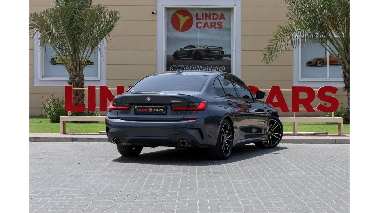 بي أم دبليو 330i M سبورت