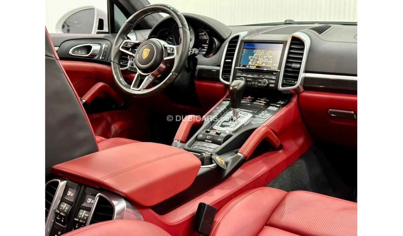 Porsche Cayenne 2015 Porsche Cayenne S, Full Porsche Service History, Low Kms, GCC