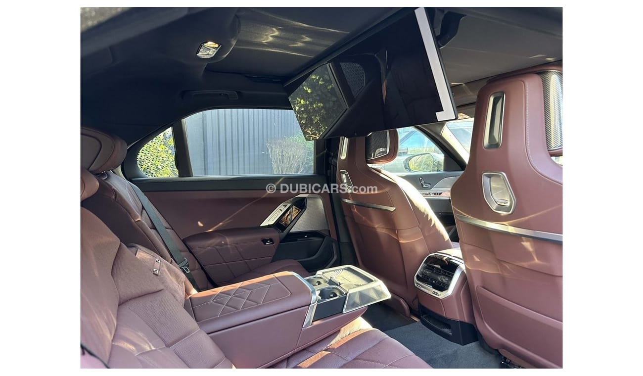 BMW i7 i7 M Sport Right Hand Drive