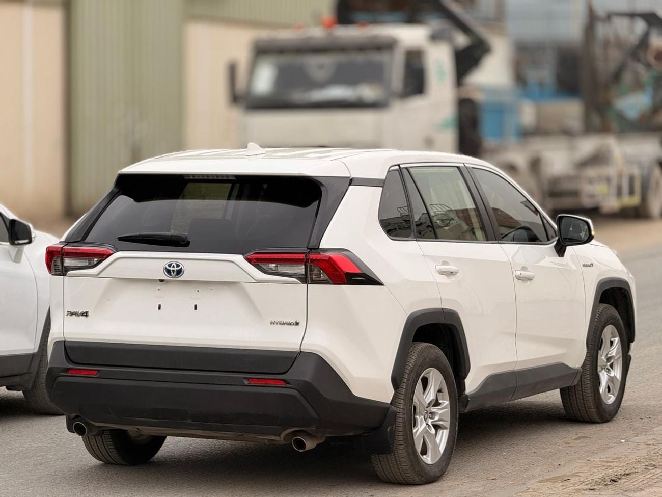 Toyota RAV4 2.5L (2WD) EX