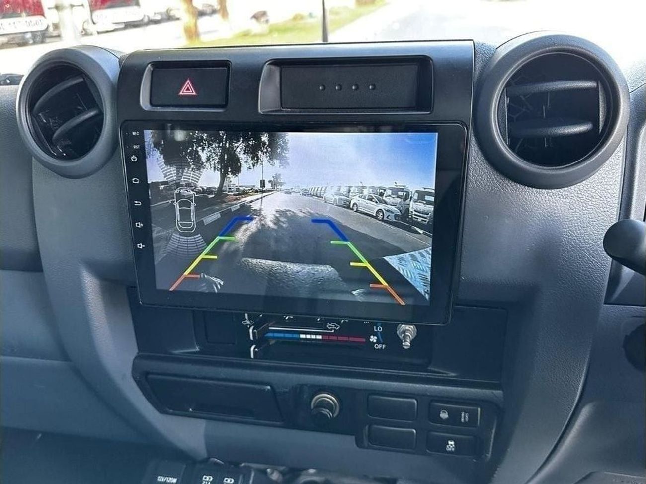 تويوتا لاند كروزر بيك آب diesel 4.5 liter manual gear right hand drive leather seats