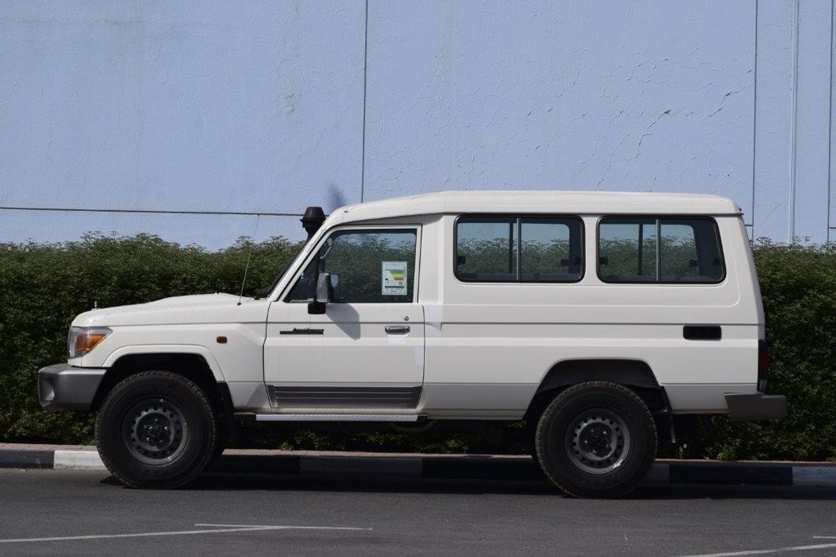 land only dubai package Cruiser Diesel Land 2017 White, Hardtop Toyota sale. for land only dubai package Cruiser Diesel Land 2017 White, Hardtop Toyota sale. for