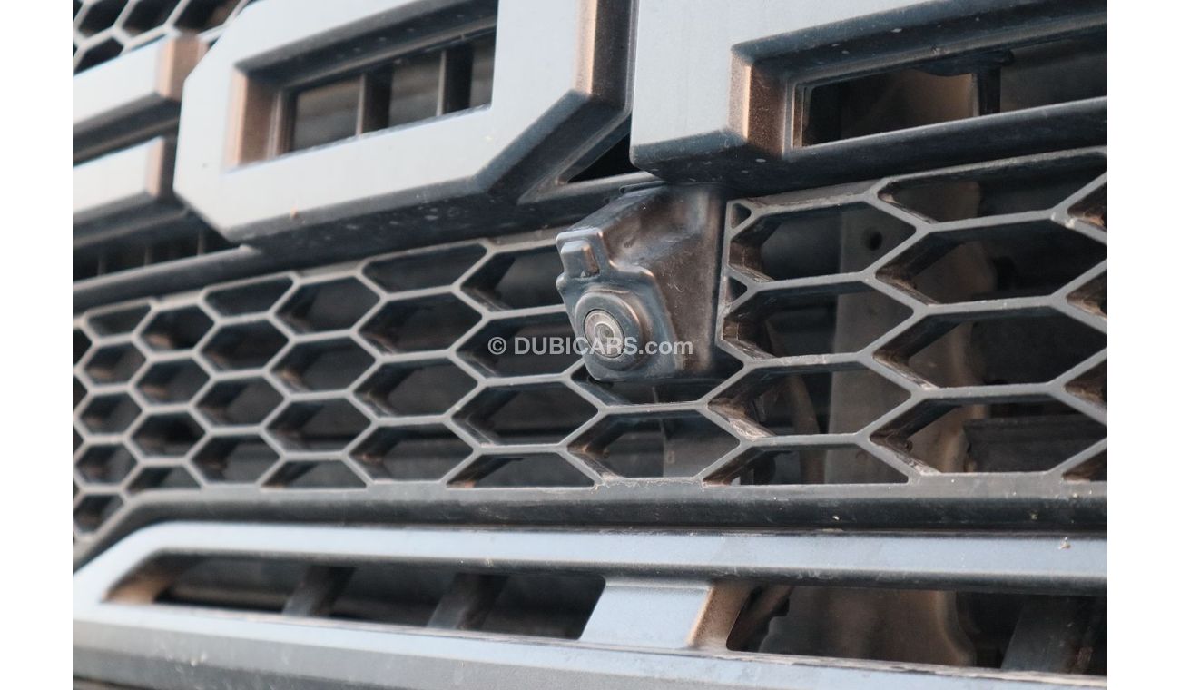 فورد F 150 SVT رابتر