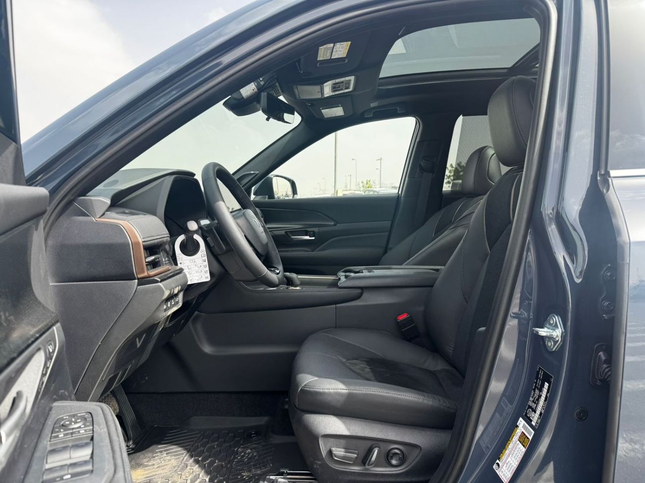 تويوتا جراند هايلاندر 2026 TOYOTA GRAND HIGHLANDER AWD 2.4L HYBRID PLATINUM CANADIAN SPEC READY STOCK AVAILABLE