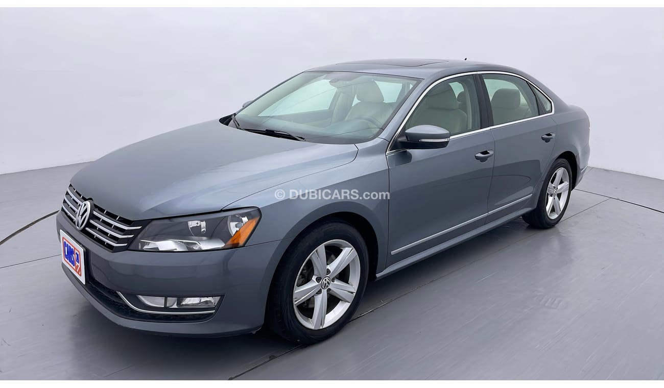 فولكس واجن باسات R LINE 2.5 | +مع الضمان | كمان تم فحص ١٥٠