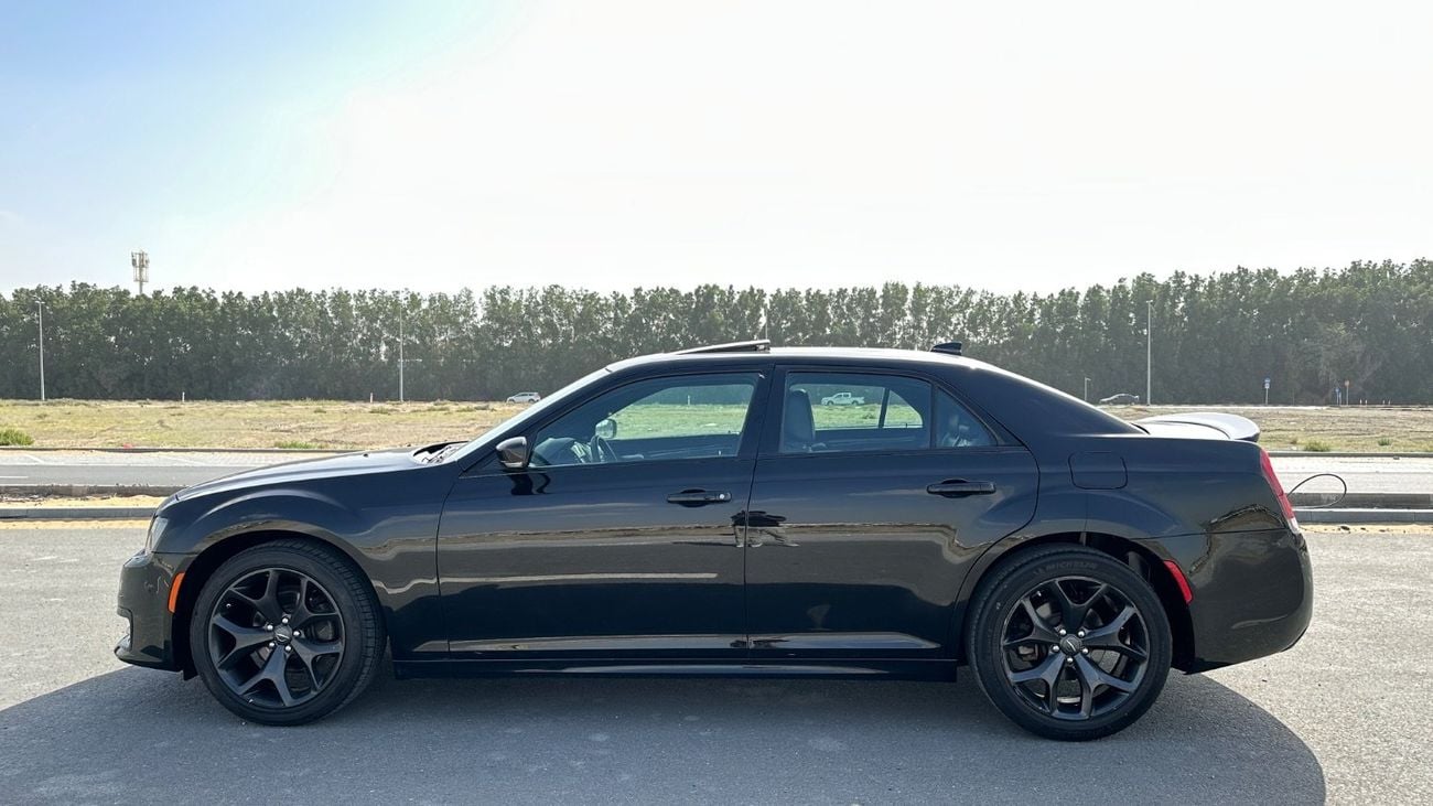 Chrysler 300s 5.7L Hemi V8