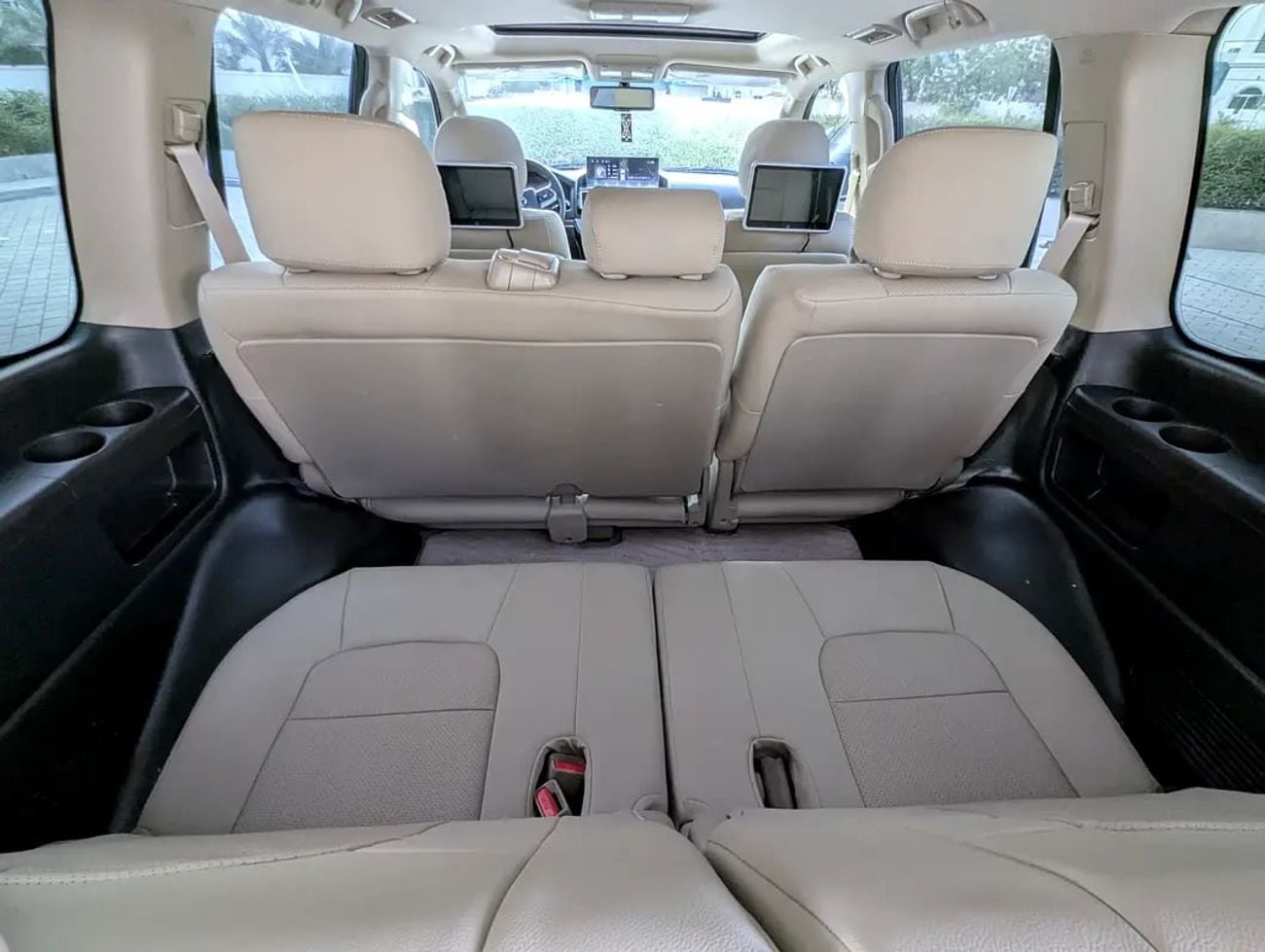 Toyota Land Cruiser GCC Facelifted To Premium Condition Daily Use Perfect Family