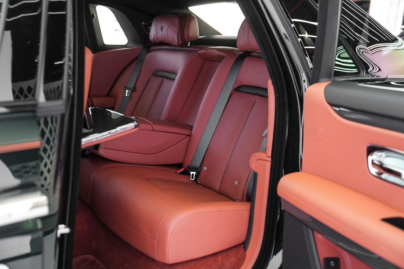 Rolls-Royce Ghost 6.75T Short Wheelbase