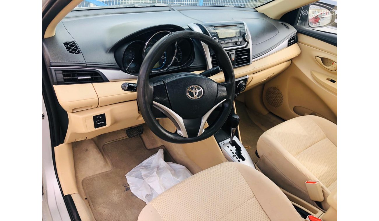 Toyota Yaris E (CLEAN INTERIOR)
