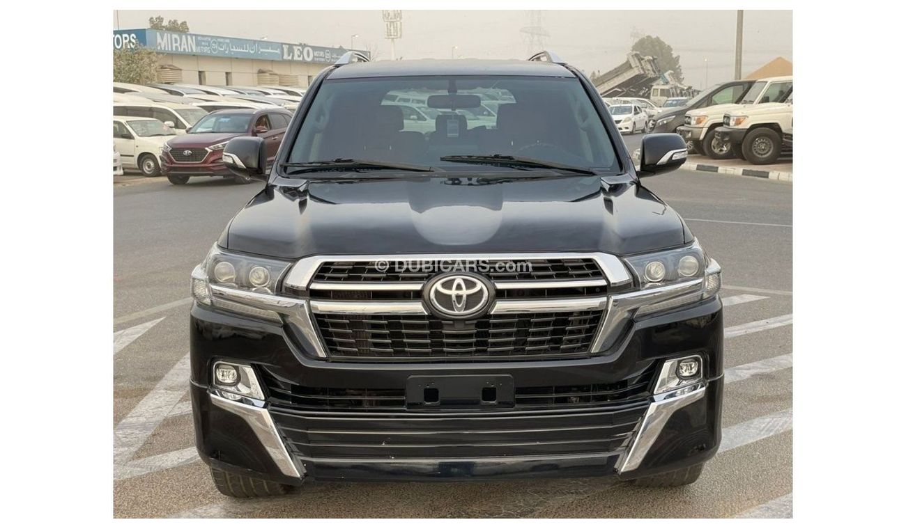 تويوتا لاند كروزر 2011 Toyota Land Cruiser GXR 4.0L V6 - 2021 Modification Gcc Specs / EXPORT ONLY