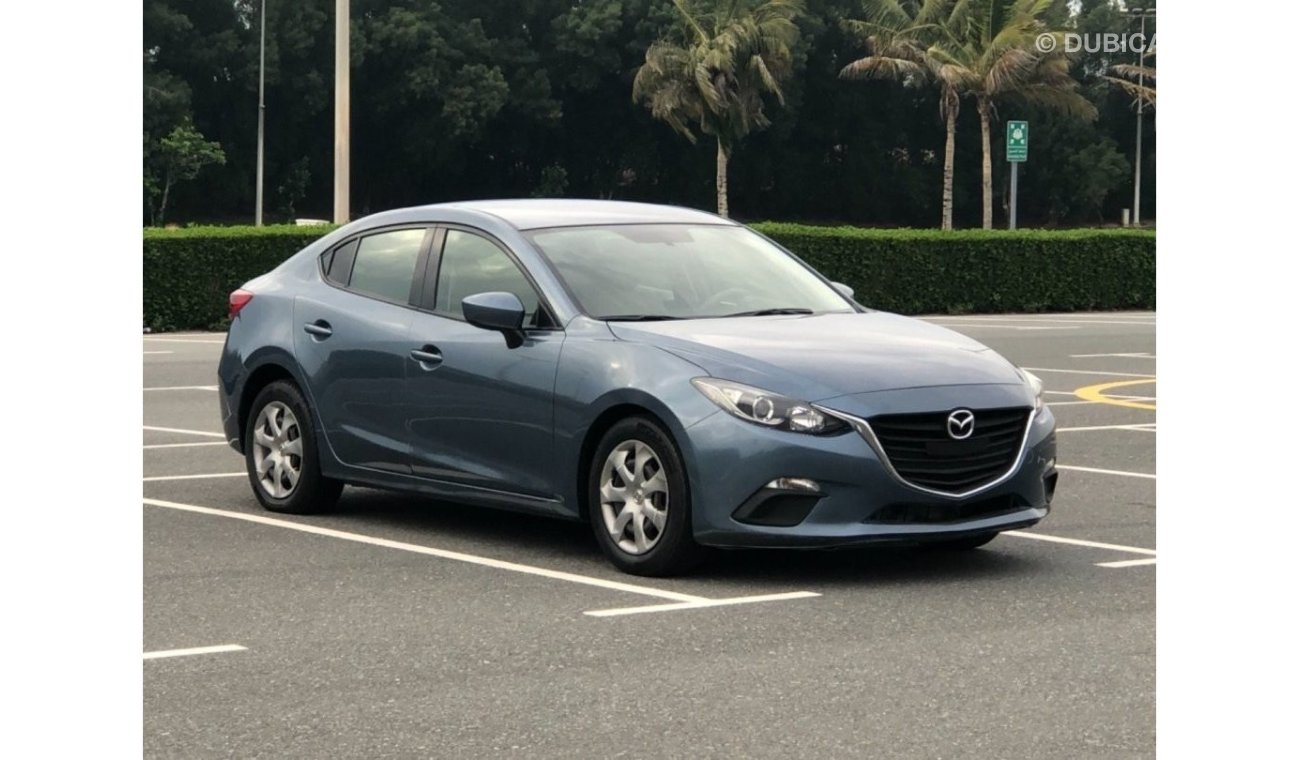 Mazda 3 MODEL 2016 GCC CAR PERFECT CONDITION INSIDE AND OUTSIDE LOW MILEAGE