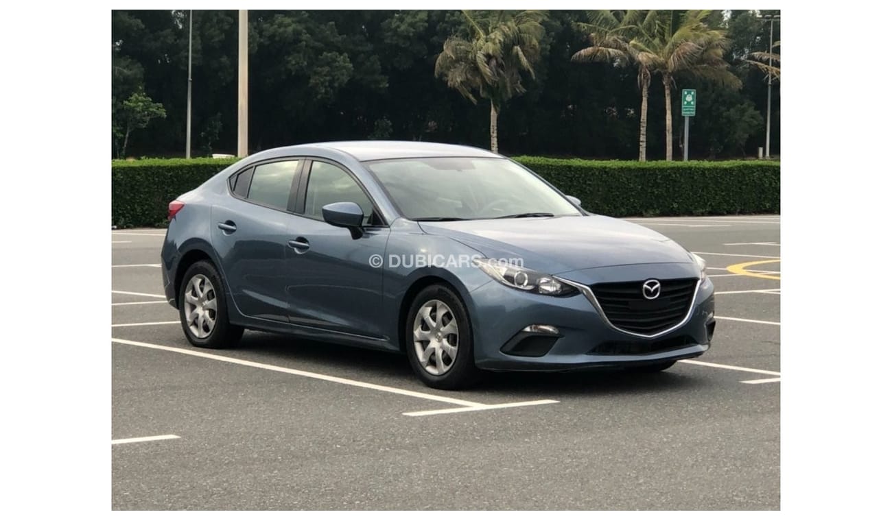 Mazda 3 MODEL 2016 GCC CAR PERFECT CONDITION INSIDE AND OUTSIDE LOW MILEAGE
