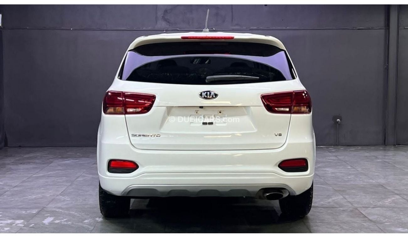 كيا سورينتو 2020 Kia Sorento 3.3L V6 AWD 4X4 - 7 Seater MidOption+ / Great Condition