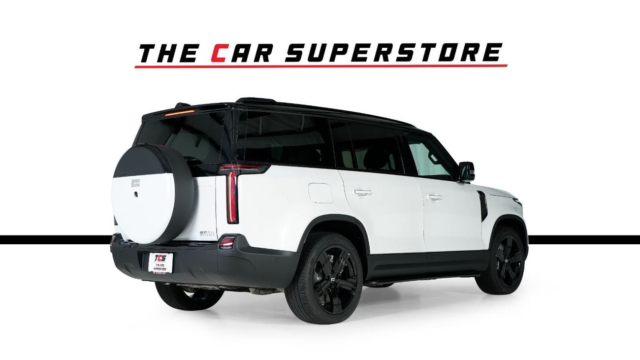 روكس 01 STD 6 Seats-Premium Leather Interior-5 Years Warranty and Service Contract-Black Contrasting Roof