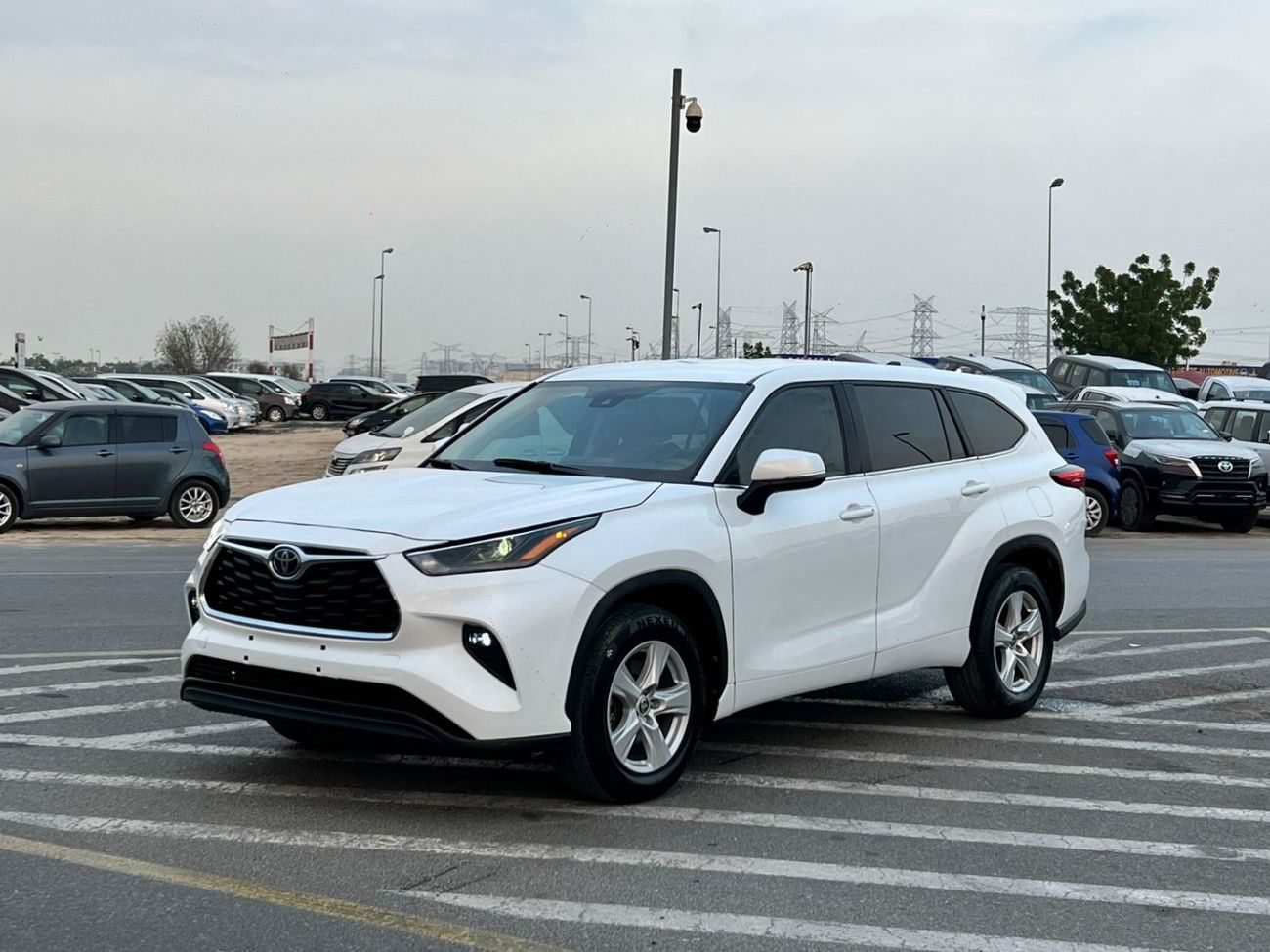 Toyota Highlander 2023 Toyota Highlander LE+  - 2.4L V4 Turbo FWD -  Rear Camera - Leather seat - 7 Seats