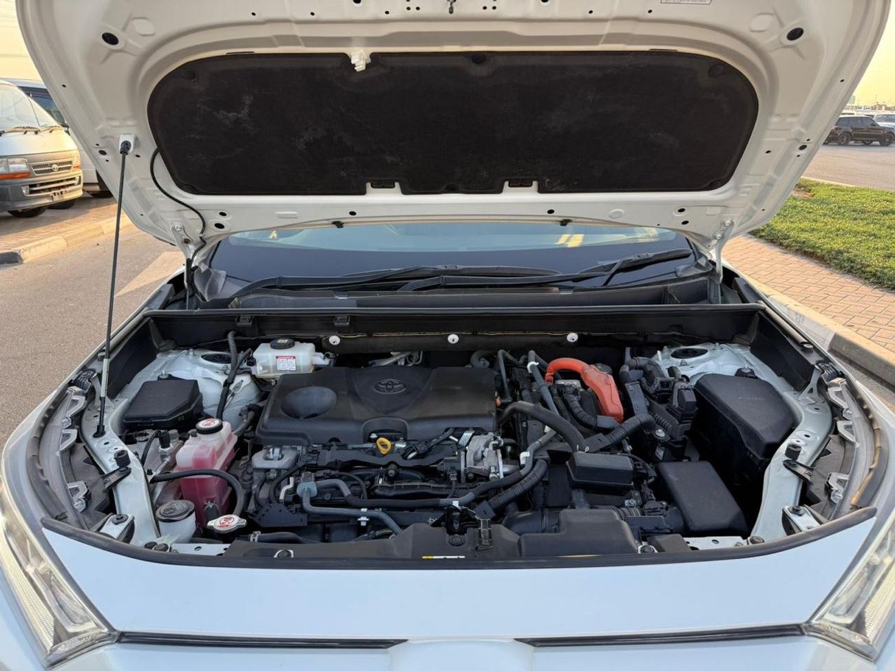 Toyota RAV4 SUNROOF | REAR VIEW CAMERA | 2.5L PETROL | HYBRID | AWD | RHD | 2021 | MEMORY SEAT