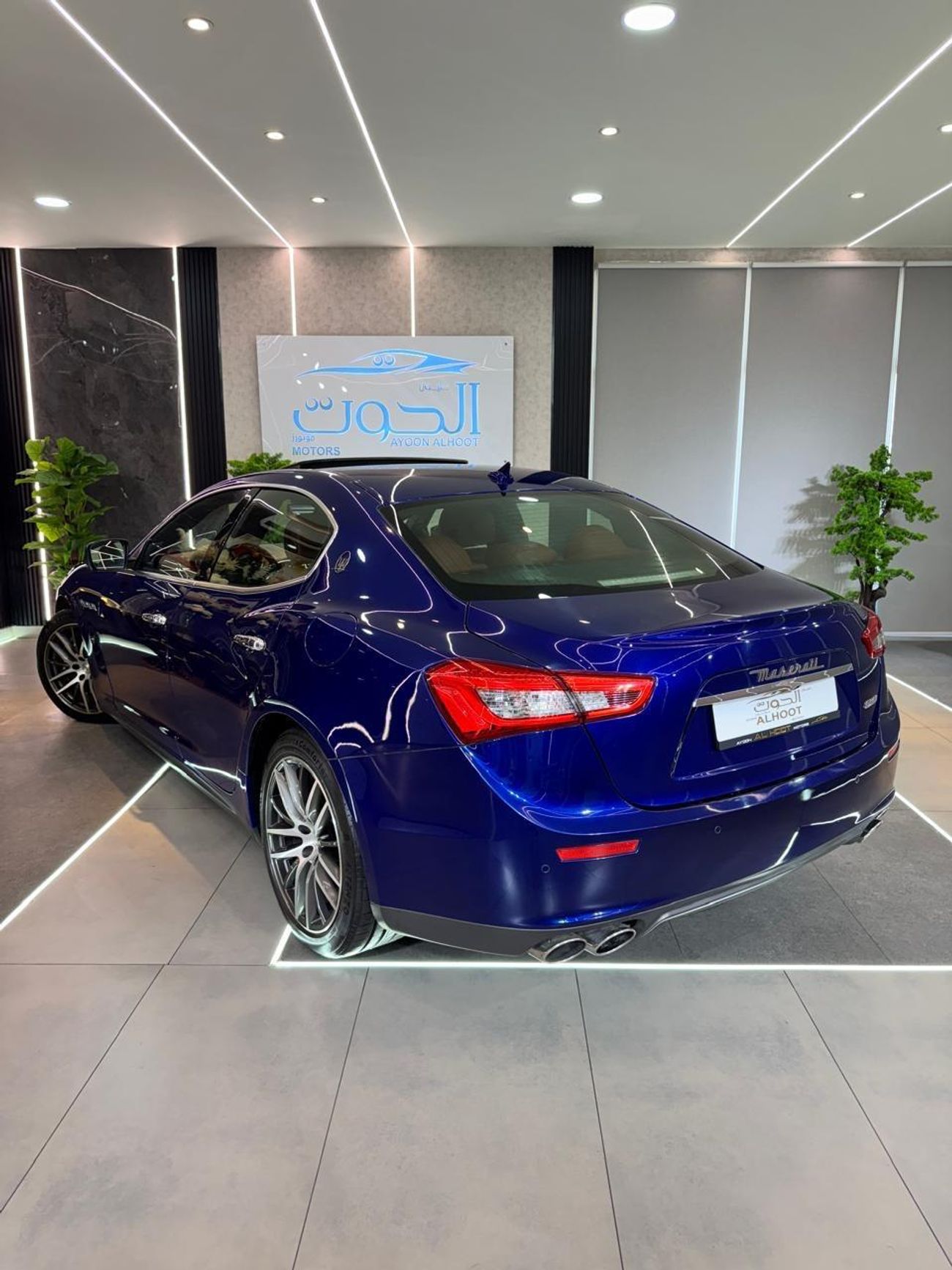 Maserati Ghibli S Q4 3.0L (345 HP) AMAZING BLUE COLOR MASERATI GHIBLI SQ4 V6 || GCC || FREE ACCIDENT || HIGHEST CATE