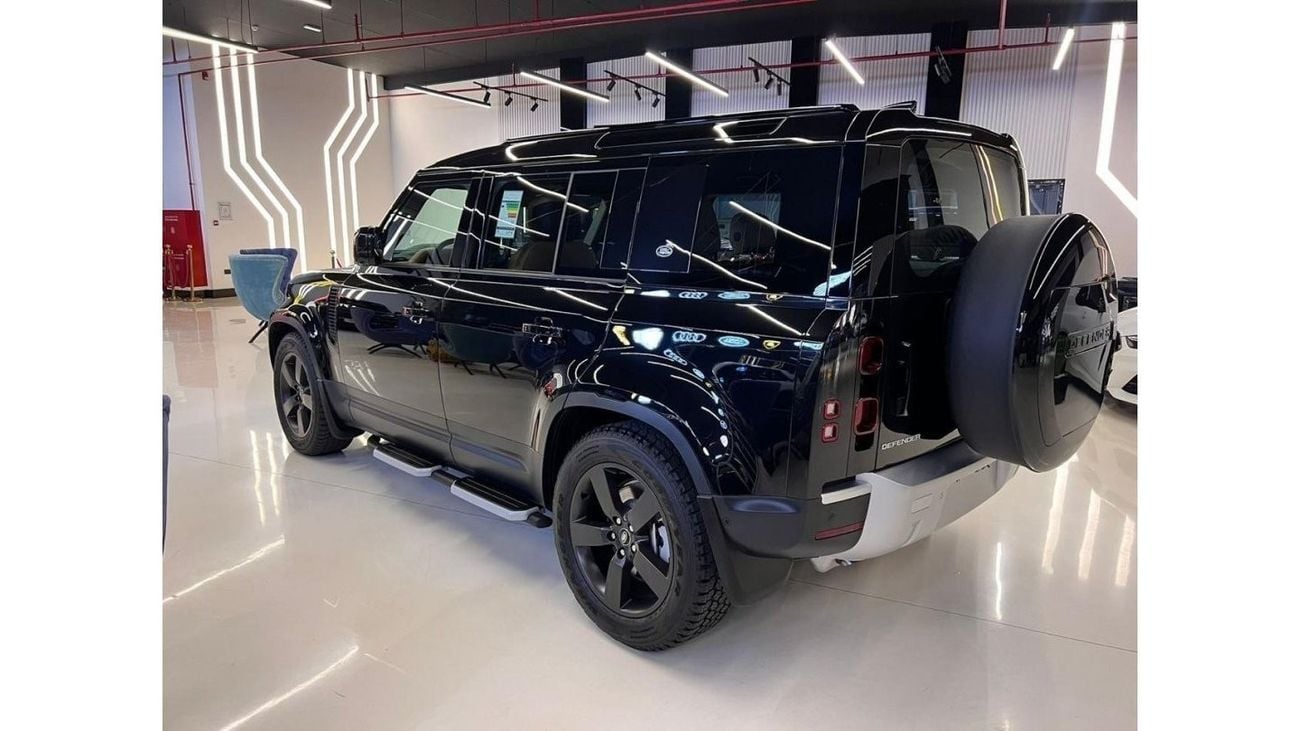 لاند روفر ديفندر Defender HSE P400/2024 /GCC / 5 YEARS WARRANTY AND SERVICE