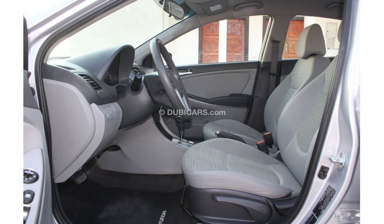 Hyundai Accent Hyundai Accent 2018 GCC in excellent condition without accidents, very clean from inside and outside