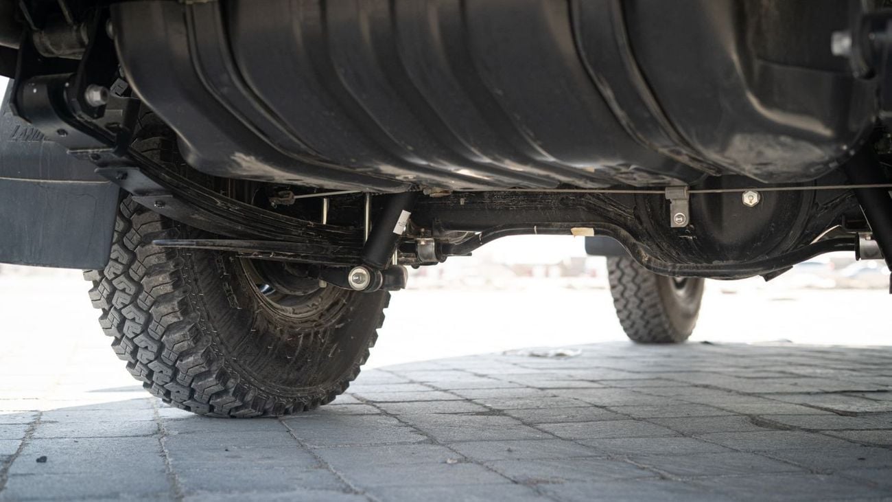 تويوتا لاند كروزر 70 LC76 4.2L DSL 2025YM [RHD]