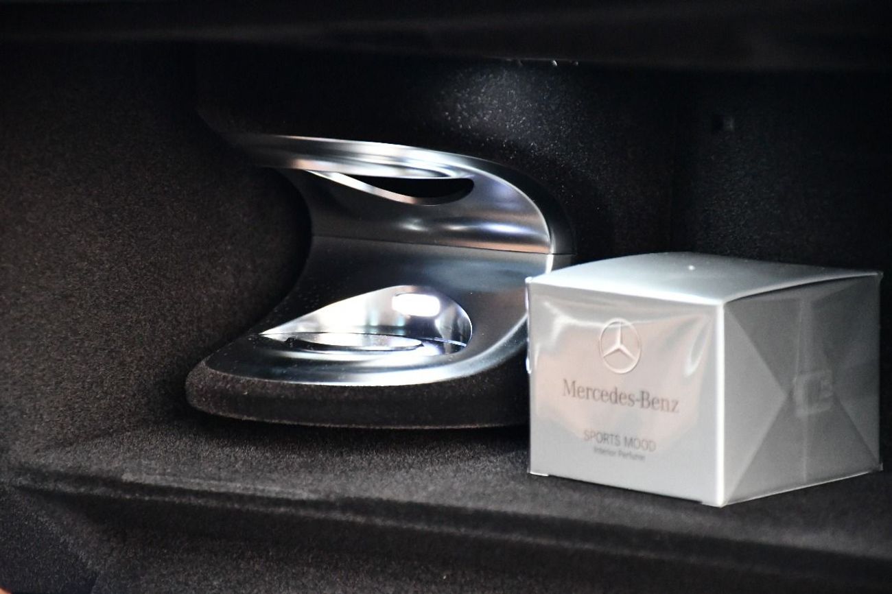 مرسيدس بنز E200 MERCEDES E200 2026 0KM BLACK  TAN